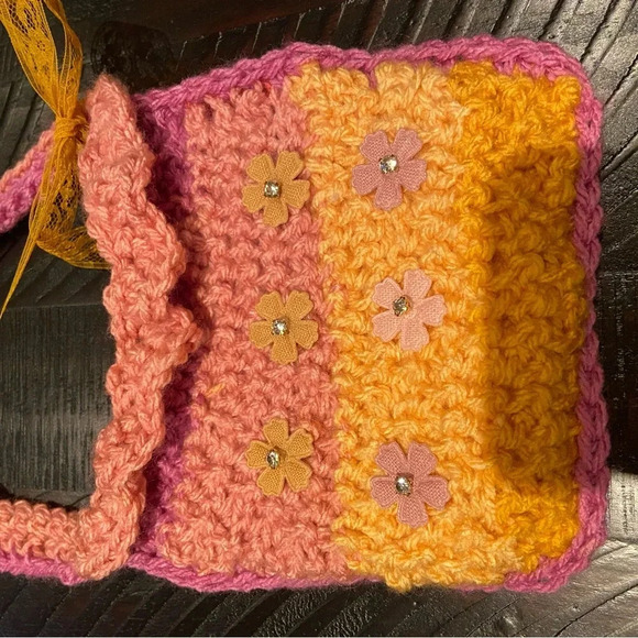 Handmade crochet cute small bag - Picture 5 of 5